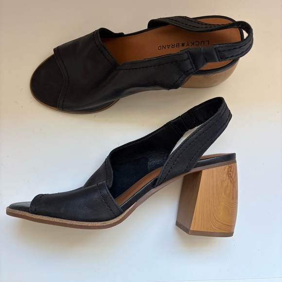 Lucky Brand Block Heel Slingback Sandals Xilna Size US 9.5M - Picture 3 of 9